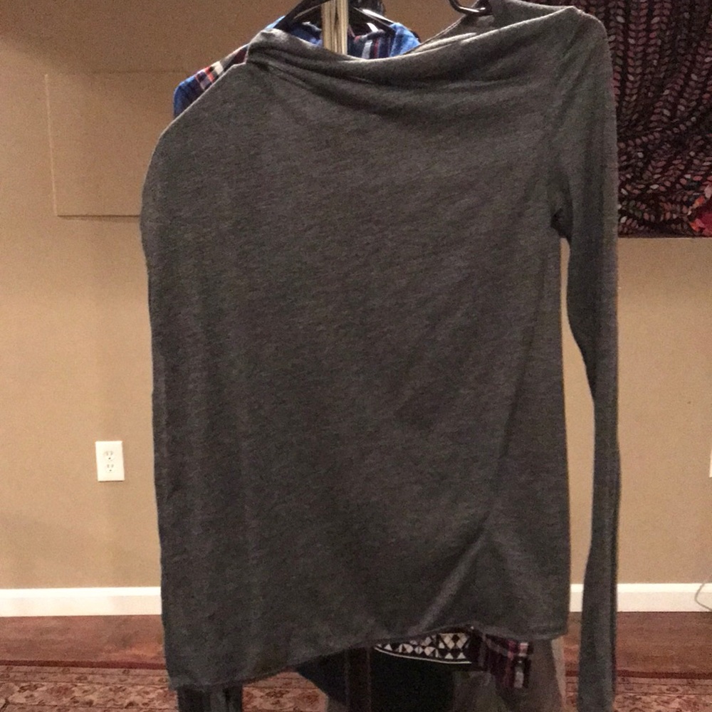 Wrap or light cover, perfect for a slight chill!